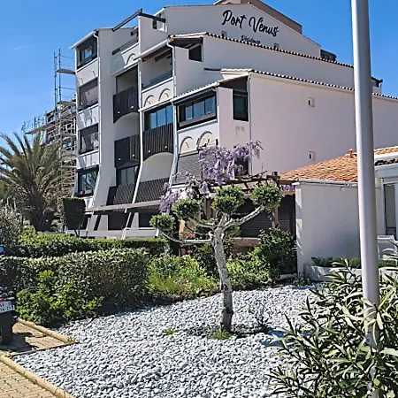 Naturiste Cap D'agde Port Venus 410 *